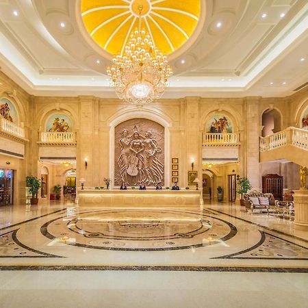 Vienna International Hotel Shenyang Railway Station Exterior foto