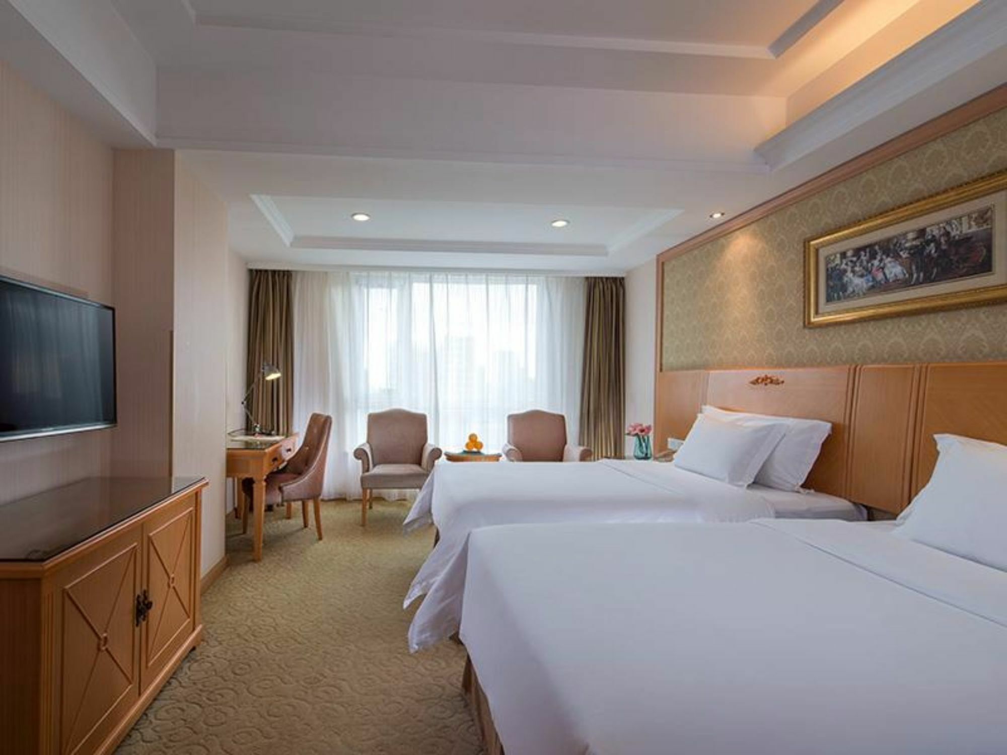 Vienna International Hotel Shenyang Railway Station Exterior foto